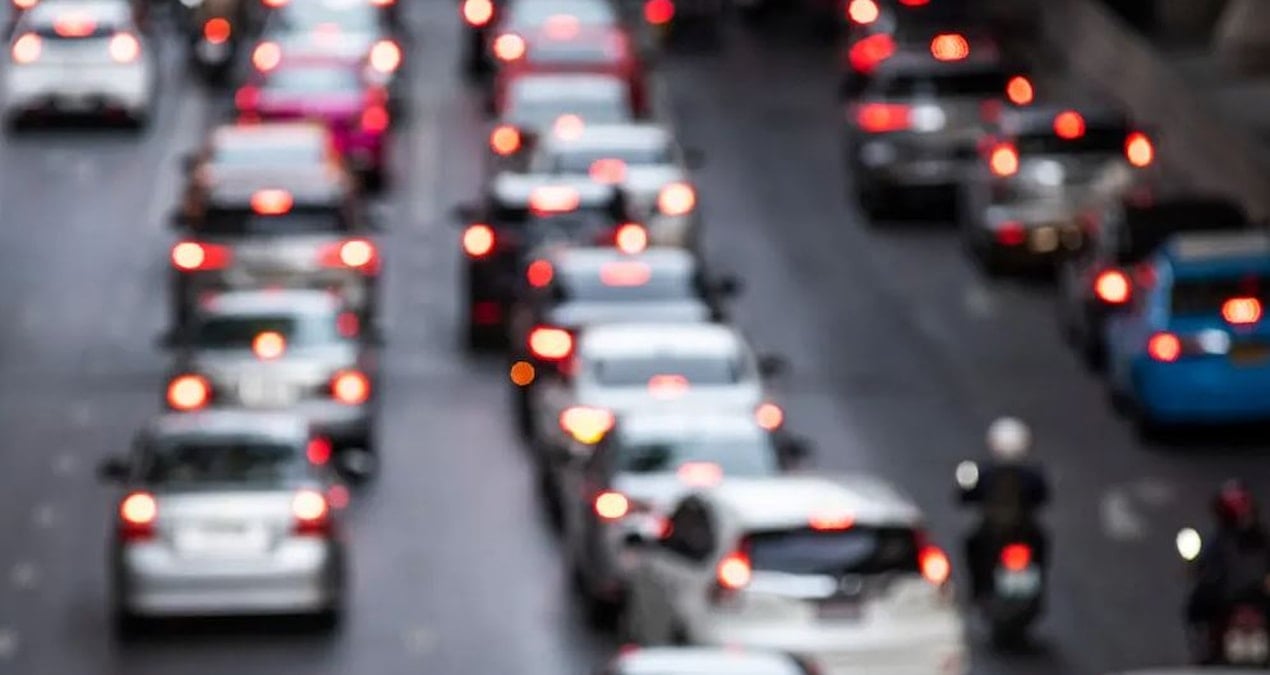 arac icinde sigara icmek yasaklaniyor c8U36ZTL