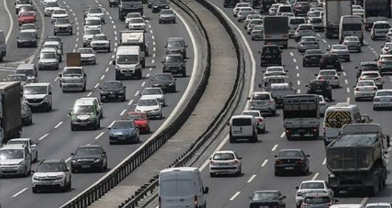 aracta bu malzemelerden 1 tanesi bile eksikse 993 lira cezasi var CFAxQWNA