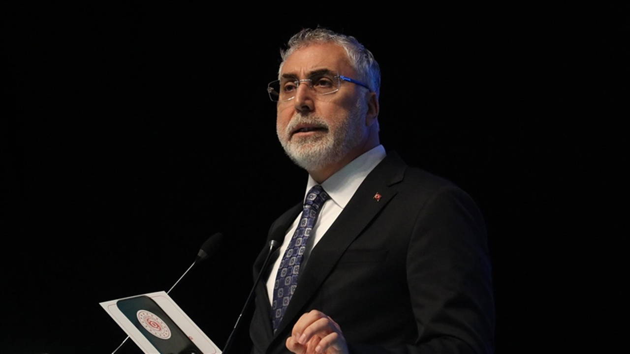 bakan isikhandan issizlik ve istihdam yorumu ecdadimizin mucadelelerini veriyoruz FKAvJz4Y