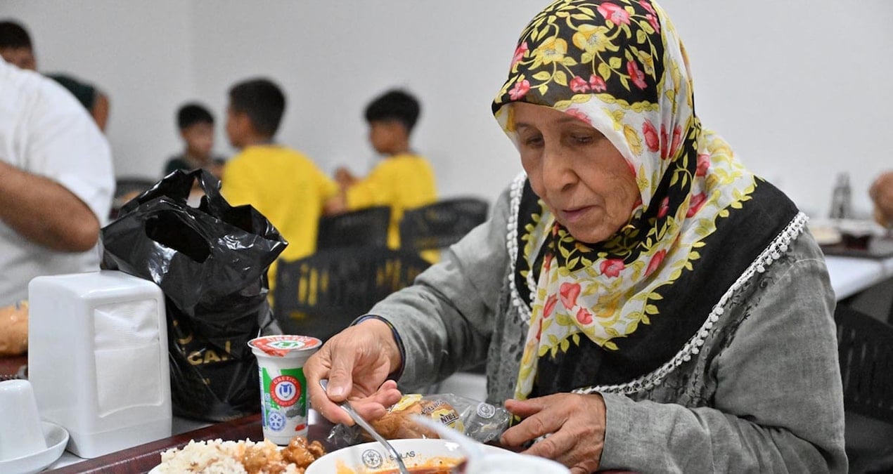 kent lokantasindan sonra sut urunleri icinde market acildi EQvVzHC7