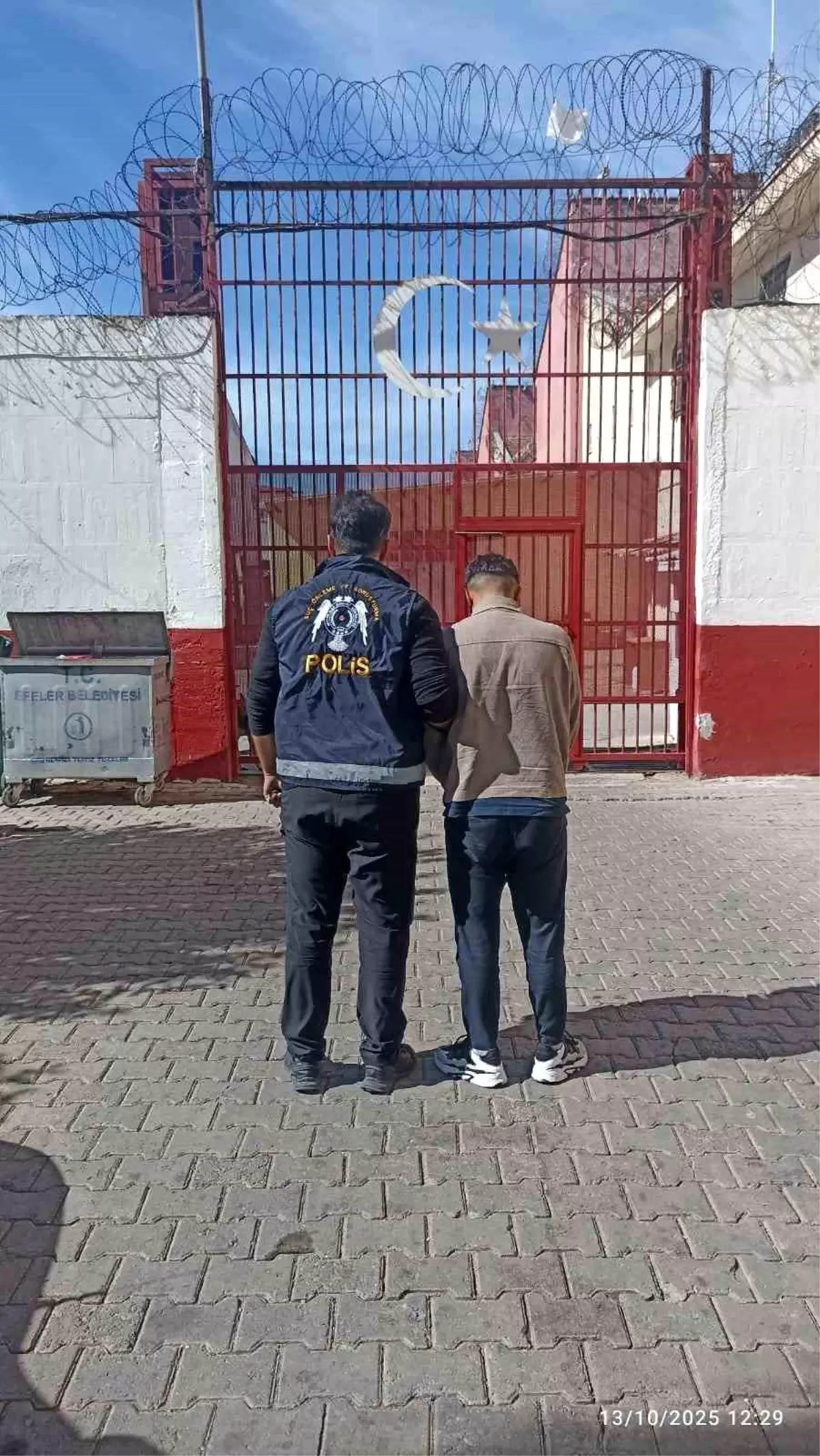 aydinda firari hukumlu polisi tarafindan yakalandi jj6ib95g.jpg