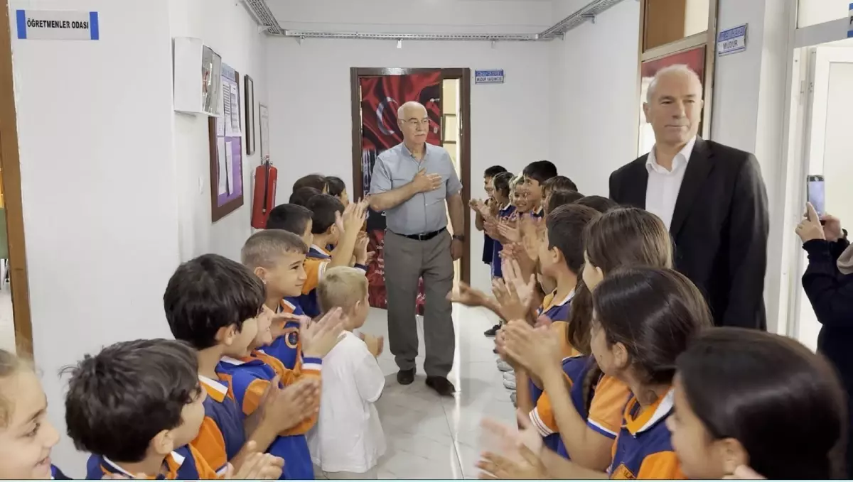 hizir yavuz 43 yil sonra ogretmenlik meslegine veda etti wP7jHGk8.jpg