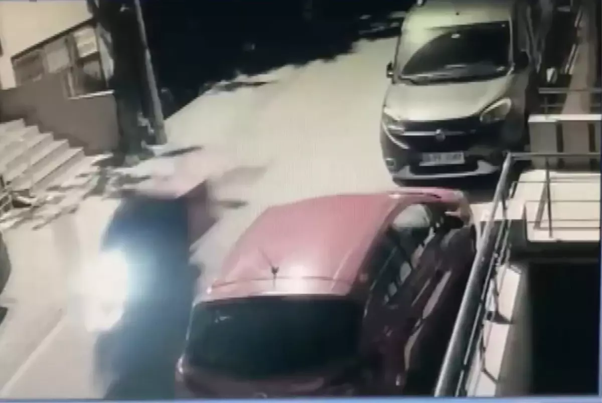 istanbulda park halindeki motosikletleri calan supheliler tutuklandi 5pNOQsFP