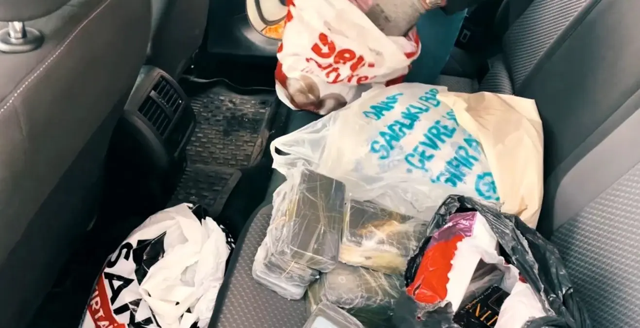 musta gumruk kacagi 218 cep telefonu ele gecirildi 3TuaWGZO.jpg