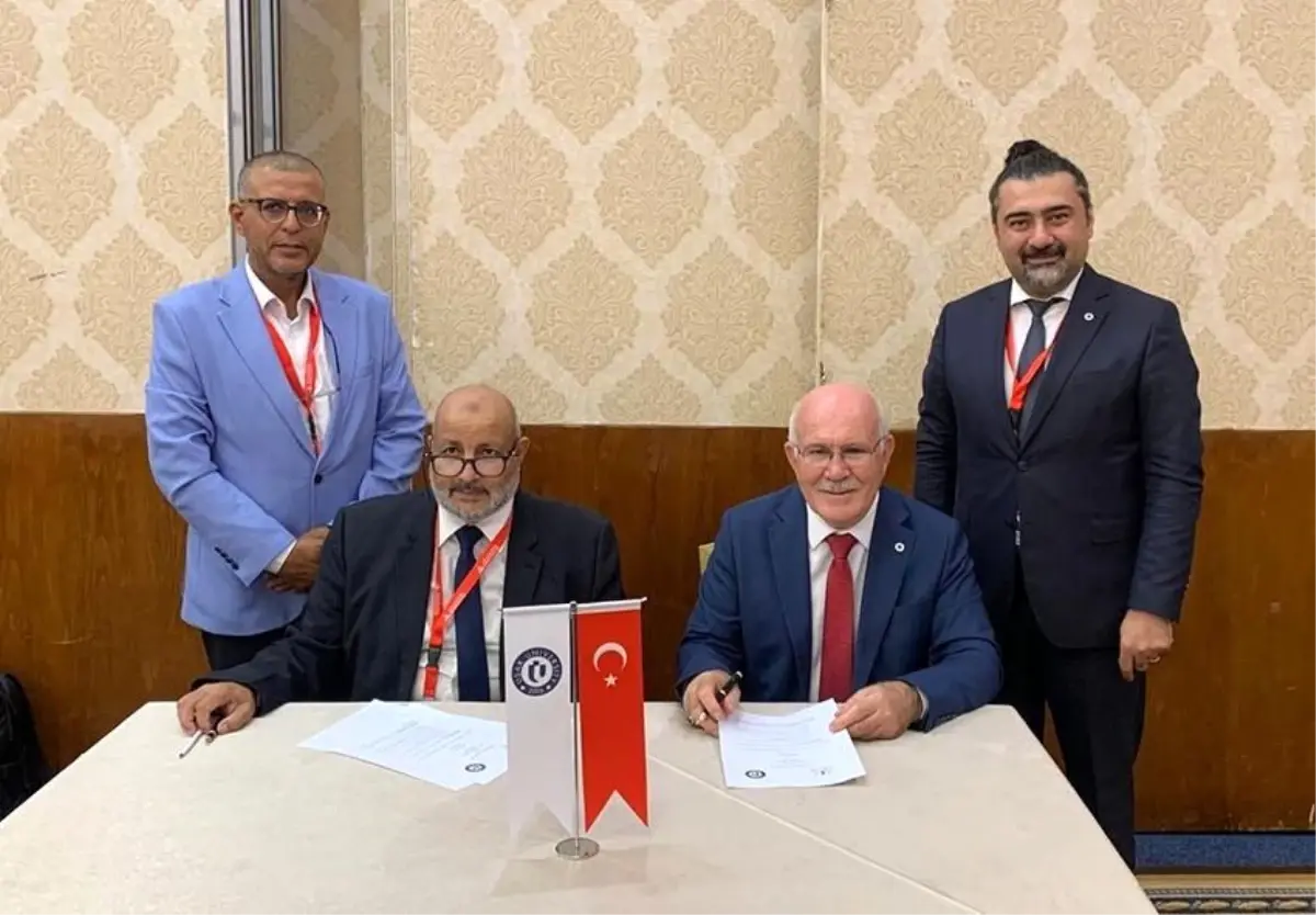 usak universitesi tunusta turk arap universite rektorleri kongresinde is birligi protokolleri imzaladi K5UvuLrT.jpg