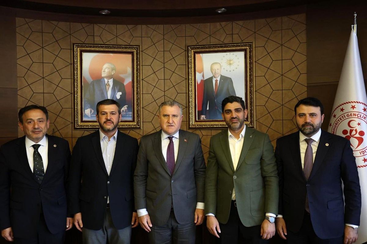 Karabük Heyetinden Gençlik ve Spor Bakanı Bak’a Ziyaret