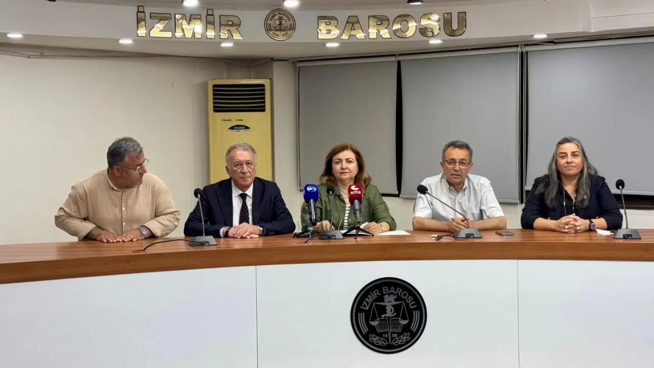 İzmir Barosu’na Yönelik Soruşturma Kararı Kamuoyunda Tepkiyle Karşılandı