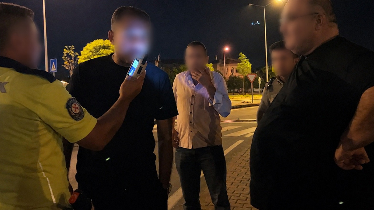 Kaza yapınca kendi yerine arkadaşını geçirdi! Kamera kayıtları gerçeği ortaya çıkardı Img